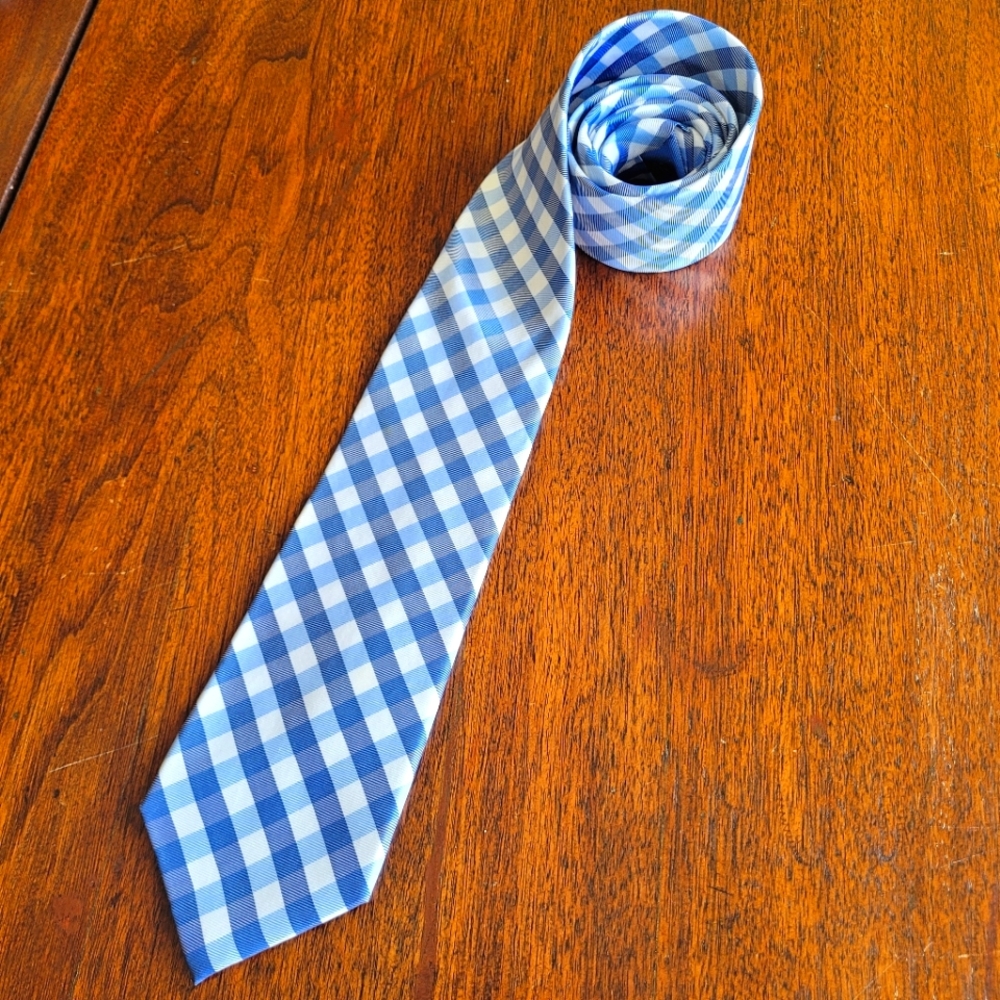 Tommy Hilfiger 100% Silk Neck Tie